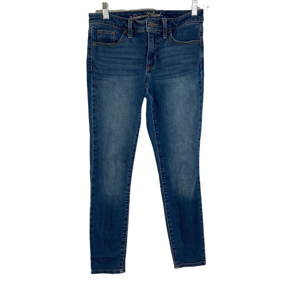 Universal Thread Jeans Medium Wash Midrise Skinny Size 2/26S Stretch